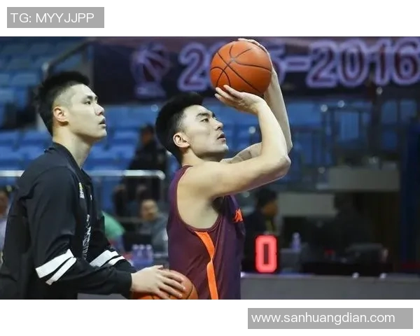 李慕豪:从篮球新星到职业生涯巅峰的奋斗历程与未来展望 李慕豪:从篮球新星到职业生涯巅峰的奋斗历程与未来展望