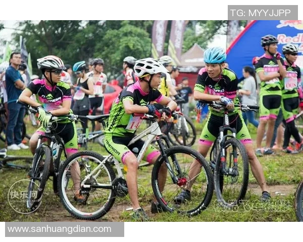 荣怀小学生足球比赛精彩直播全程回顾与精彩瞬间分享