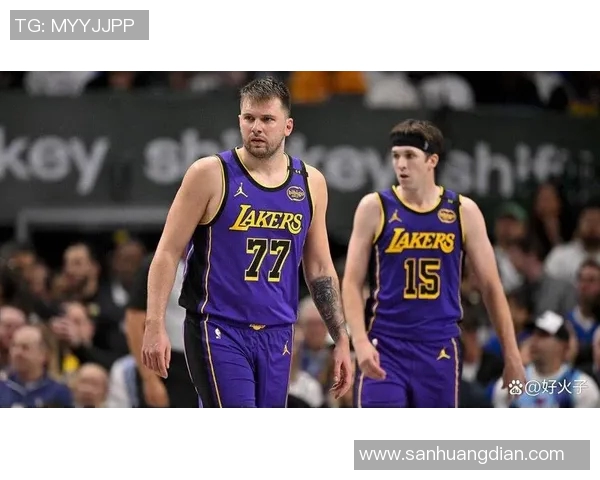 精彩对决NBA直播鹈鹕与湖人激情碰撞全场回顾与分析