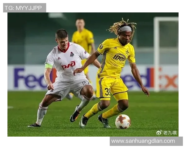 卡拉巴克与谢里夫的激烈对决展现足球魅力与战术智慧的巅峰较量